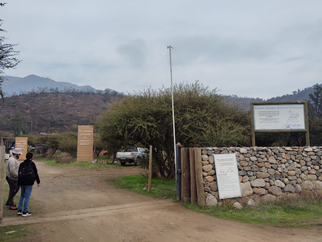 Altos de Cantillana nature reserve site entrance. Pablo González Rivas for Smart Forests, 2024.