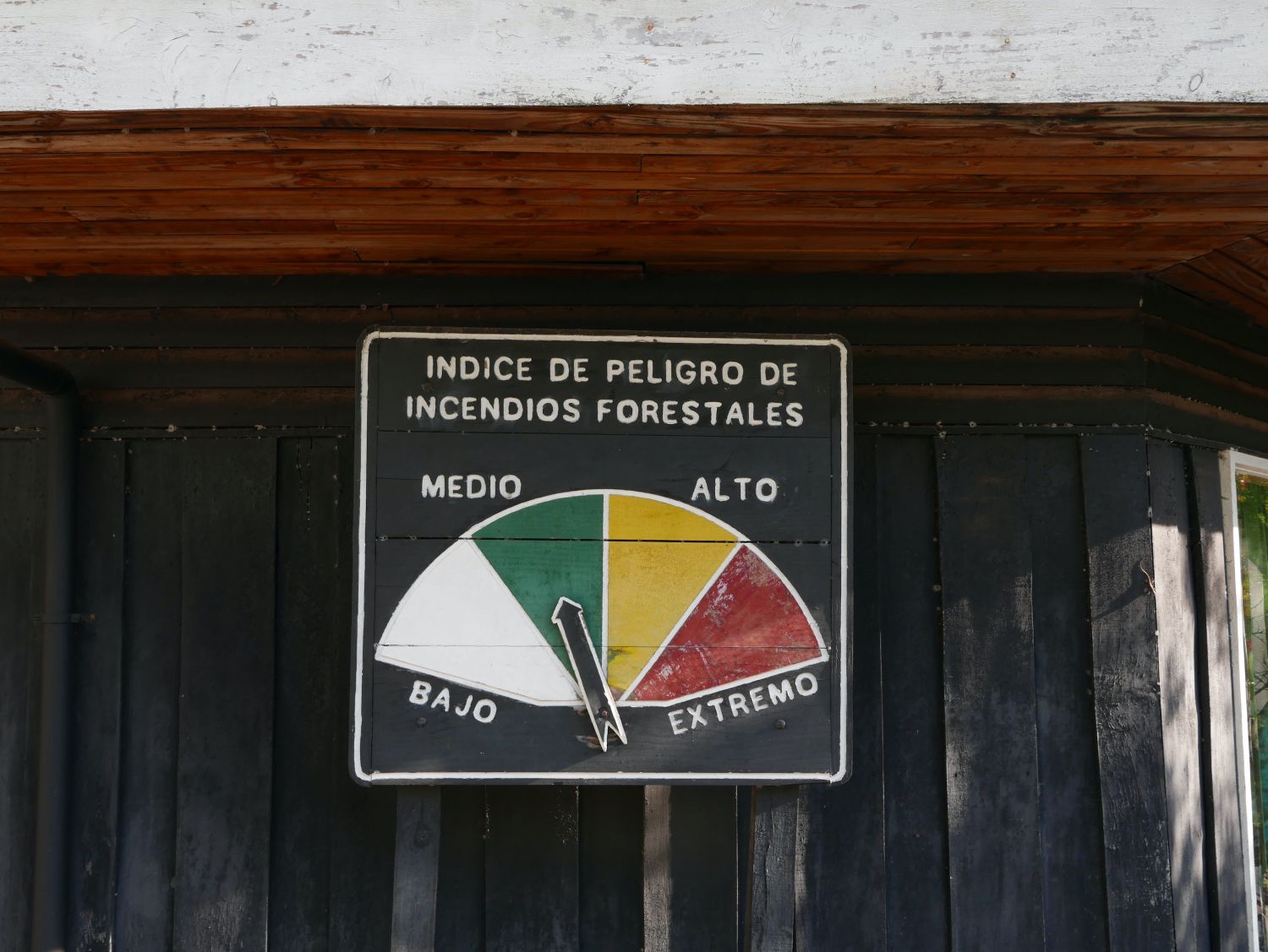 Índice de riesgo de incendio en el Cierro Ñielol, Temuco. Jennifer Gabrys, 2024.